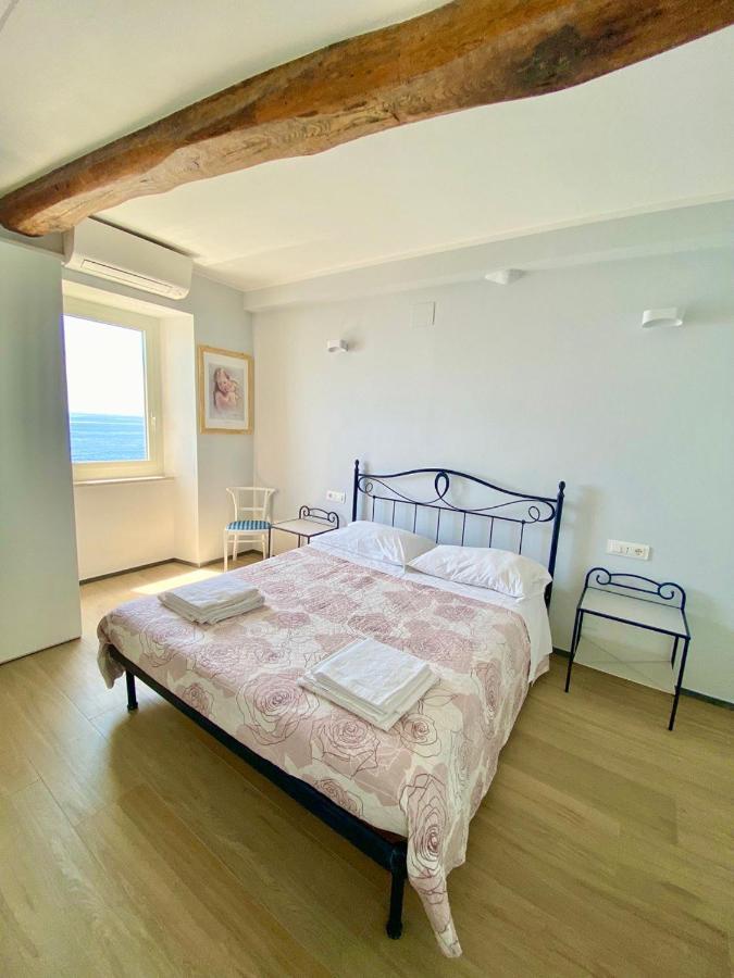 Apartment La Scogliera - Riomaggiore Bagian luar foto