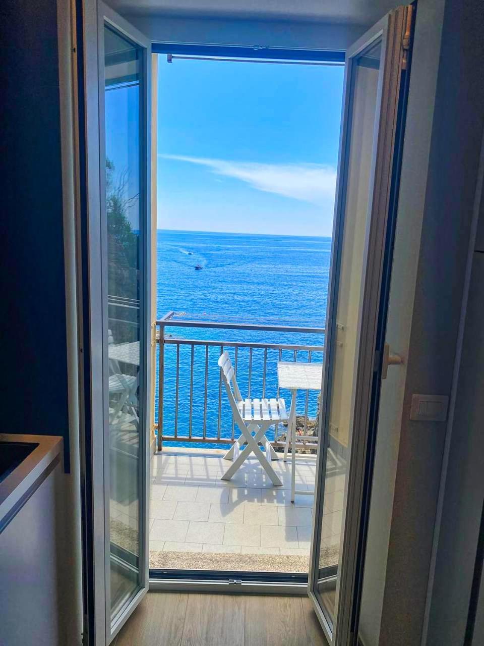 Apartment La Scogliera - Riomaggiore Bagian luar foto